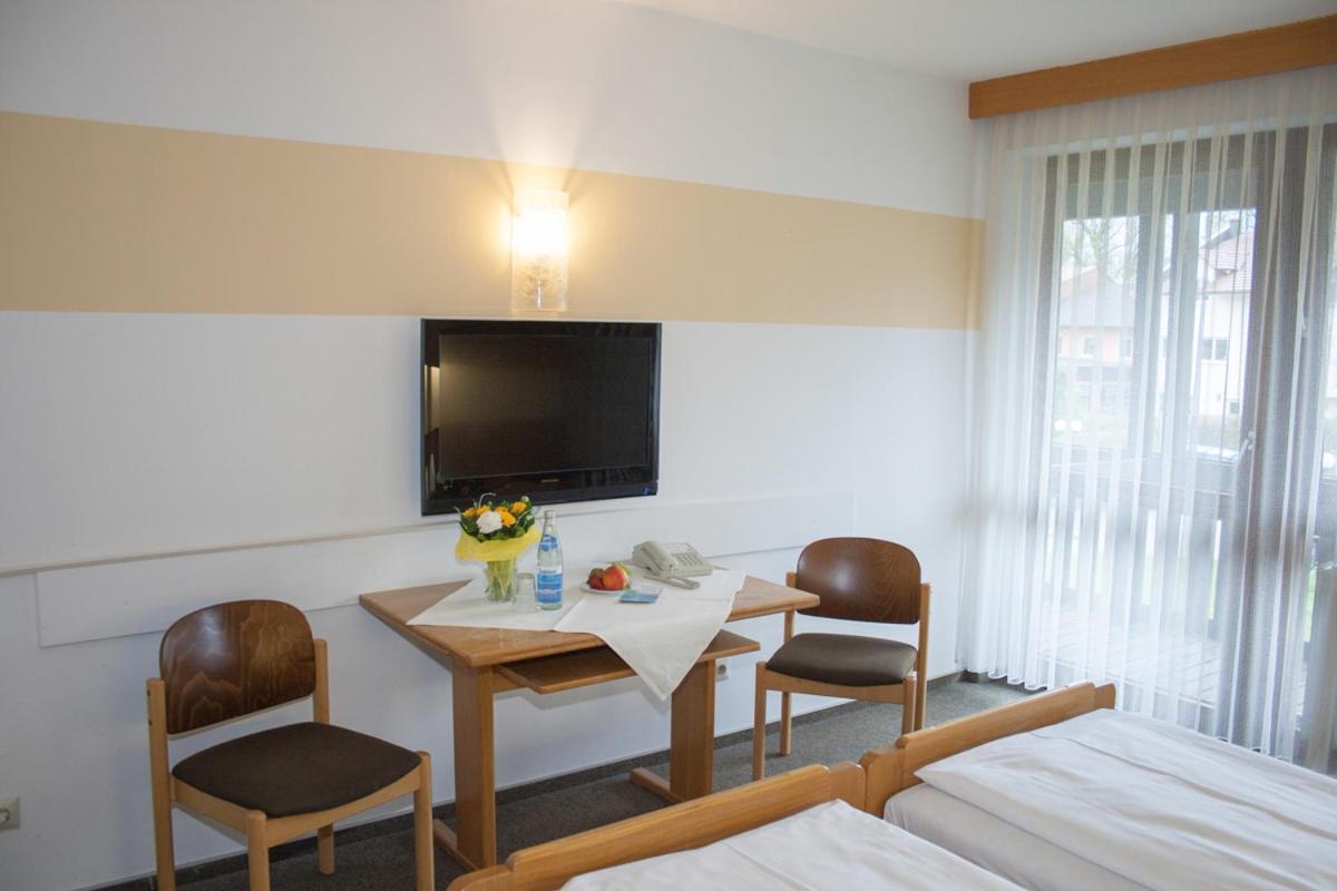 Hotel Am Regenbogen Cham Zewnętrze zdjęcie