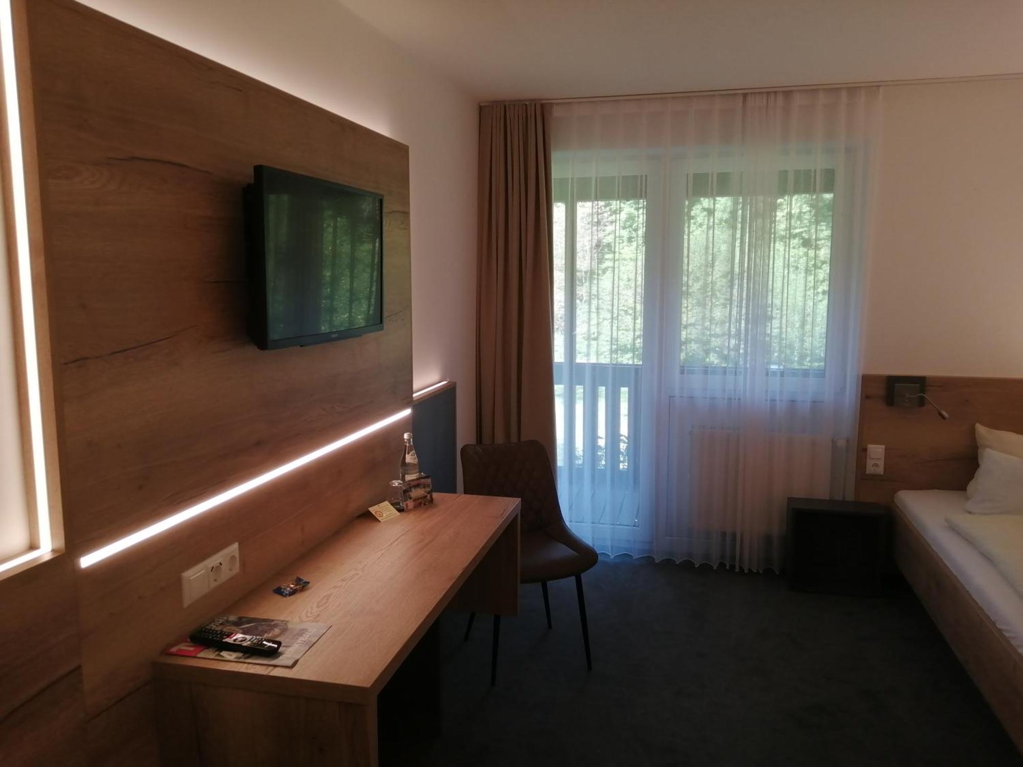 Hotel Am Regenbogen Cham Zewnętrze zdjęcie